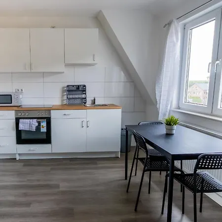 Bege Crewlodge * Кастроп-Рауксель