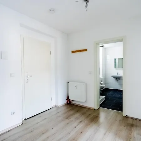 Апартаменты Bege Crewlodge Кастроп-Рауксель